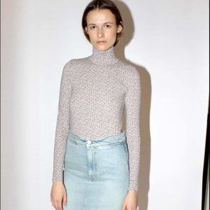 Mr. Larkin Pippa Ditsy Floral Print Turtleneck Top XS